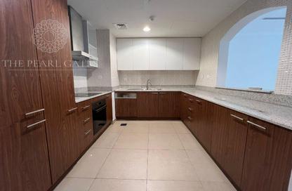 Apartment - 1 Bedroom - 2 Bathrooms for rent in East Porto Drive - Porto Arabia - The Pearl Island - Doha