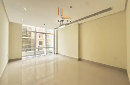 شقة - 2 غرف نوم - 2 حمامات للايجار في مرتفعات مارينا لوسيل - منطقة المارينا - الوسيل