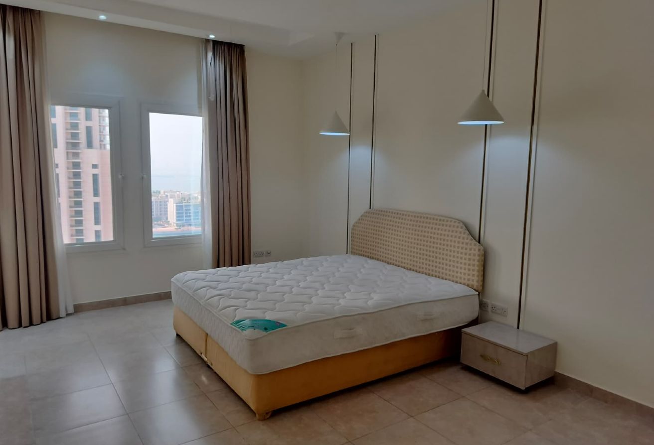 Lavish 3 plus maid room I FF I EXL I Porto Arabia thumbnail 16