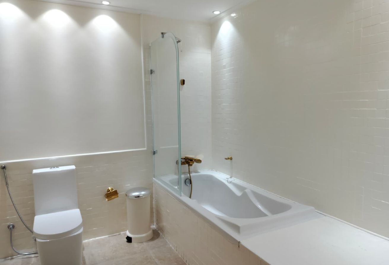 Lavish 3 plus maid room I FF I EXL I Porto Arabia thumbnail 12