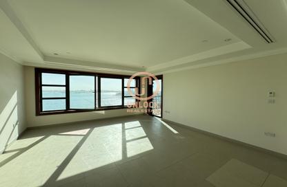 Apartment - 2 Bedrooms - 3 Bathrooms for rent in Porto Arabia Townhouses - Porto Arabia - The Pearl Island - Doha Apartment - 2 Bedrooms - 3 Bathrooms for rent in Porto Arabia Townhouses - Porto Arabia - The Pearl Island - Doha