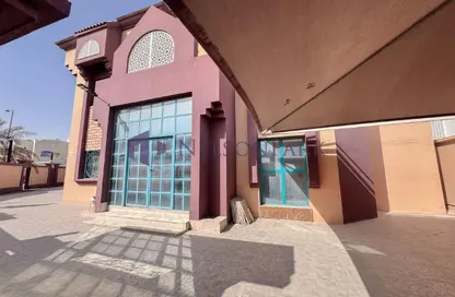 Villa - 6 Bedrooms - 7 Bathrooms for rent in Mamoura 18 - Al Maamoura - Doha