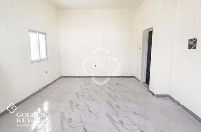 Warehouse - Studio - 5 for rent in Industrial Area 1 - Industrial Area - Doha