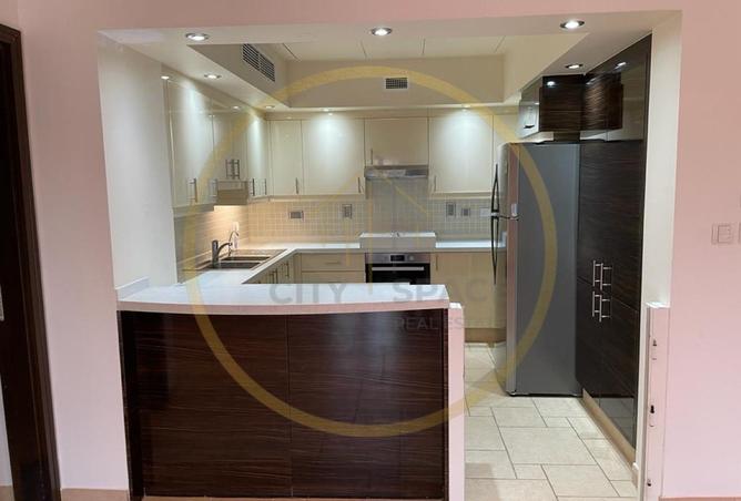 51429938 - Property Image 3