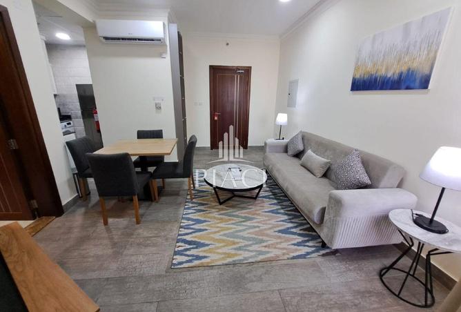 56928338 - Property Main Image