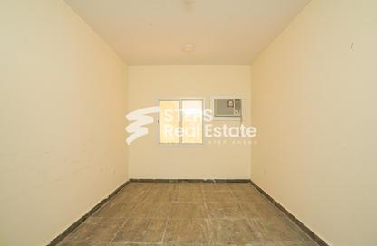 Labor Camp - Studio - 7+ for rent in Industrial Area 4 - Industrial Area - Industrial Area - Doha