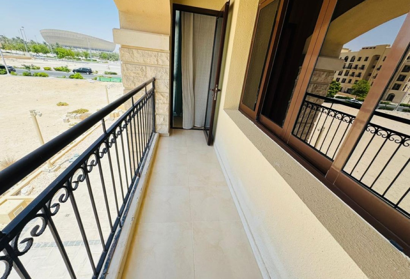 LAVISH FF 2BHK HUGE BALCONY IN FOXHILLS LUSAIL thumbnail 10