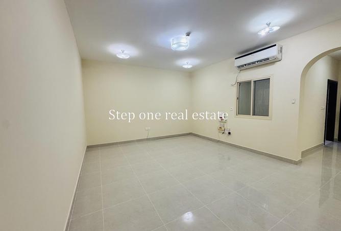60669207 - Property Main Image