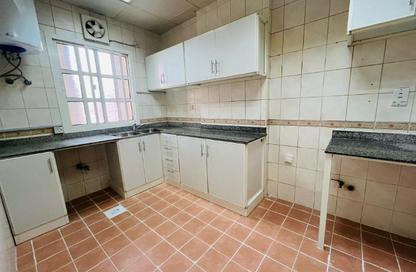 Apartment - 2 Bedrooms - 2 Bathrooms for rent in Anas Street - Fereej Bin Mahmoud North - Fereej Bin Mahmoud - Doha