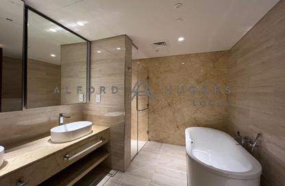 Apartment - 3 Bedrooms - 5 Bathrooms for sale in Seef Lusail Tower 1 - Seef Lusail - Lusail City - Lusail