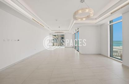 Apartment - 3 Bedrooms - 5 Bathrooms for sale in Crystal Residence - Gewan Island - The Pearl Island - Doha