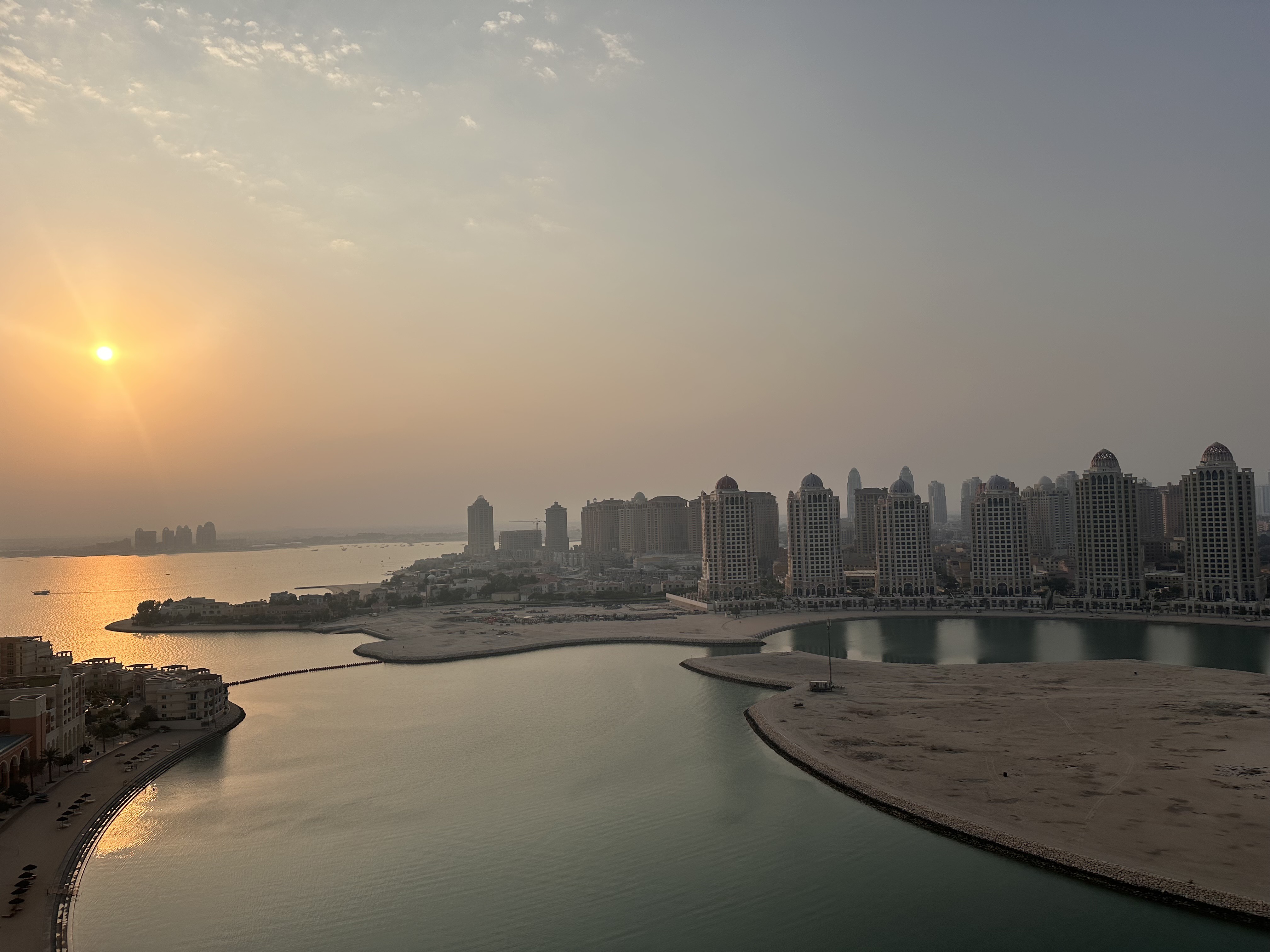 SPECTACULAR 2 STORIES PENTHOUSE BILLS INCLUDED - penthouse in Viva Bahriyah