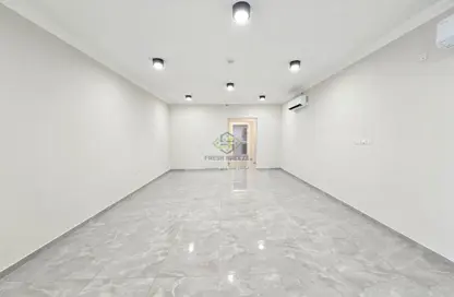 Apartment - 2 Bedrooms - 3 Bathrooms for rent in Musheireb Tower - Musheireb - Musheireb - Doha