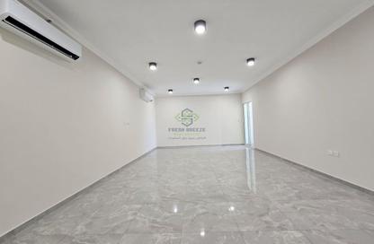 Apartment - 2 Bedrooms - 3 Bathrooms for rent in Musheireb Tower - Musheireb - Musheireb - Doha