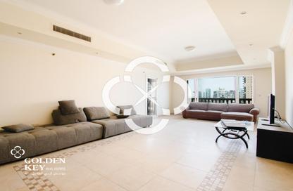 Apartment - 2 Bedrooms - 3 Bathrooms for rent in West Porto Drive - Porto Arabia - The Pearl Island - Doha