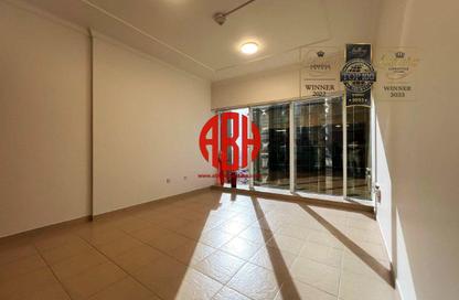 Apartment - 1 Bedroom - 2 Bathrooms for rent in West Bay Tower - West Bay - West Bay - Doha Apartment - 1 Bedroom - 2 Bathrooms for rent in West Bay Tower - West Bay - West Bay - Doha