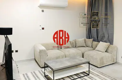 Apartment - 2 Bedrooms - 3 Bathrooms for rent in Street 870 - Al Duhail South - Al Duhail - Doha