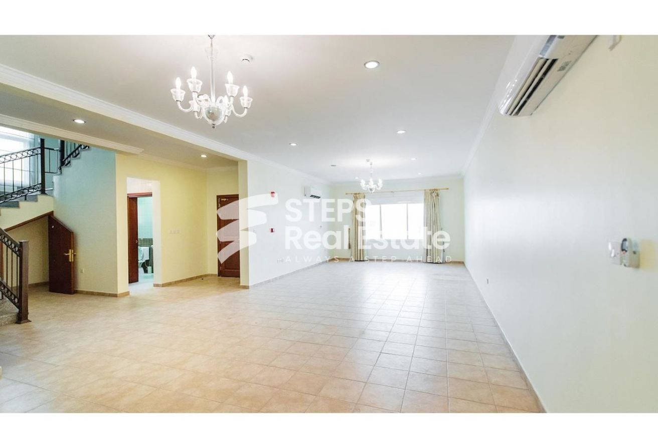 3-Bedroom Compound Villa in Ain Khaled - villa in Umm Al Seneem Street