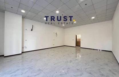 Shop - Studio - 1 Bathroom for rent in Al Sadd Road - Al Sadd - Doha