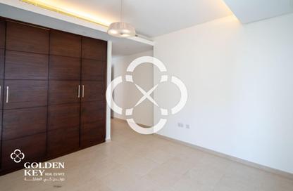 Apartment - 1 Bedroom - 2 Bathrooms for rent in Viva West - Viva Bahriyah - The Pearl Island - Doha