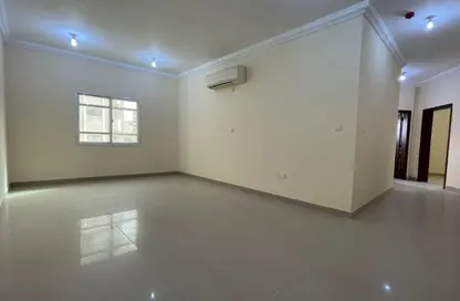 Apartment - 2 Bedrooms - 2 Bathrooms for rent in Al Jazeera Street - Fereej Bin Mahmoud North - Fereej Bin Mahmoud - Doha