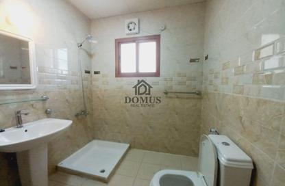 Apartment - 2 Bedrooms - 2 Bathrooms for rent in Hiteen Street - Al Muntazah - Doha