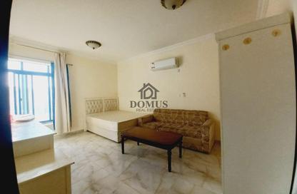 Apartment - 2 Bedrooms - 2 Bathrooms for rent in Ibn Asakir Street - Najma - Doha