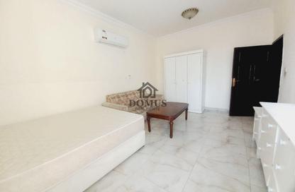 Apartment - 2 Bedrooms - 2 Bathrooms for rent in Ibn Asakir Street - Najma - Doha