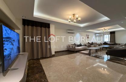 Compound - 5 Bedrooms - 4 Bathrooms for sale in Al Wakra - Al Wakra - Al Wakrah - Al Wakra
