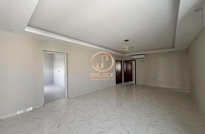 Apartment - 3 Bedrooms - 2 Bathrooms for rent in Old Airport Road - Old Airport Road - Doha Apartment - 3 Bedrooms - 2 Bathrooms for rent in Old Airport Road - Old Airport Road - Doha
