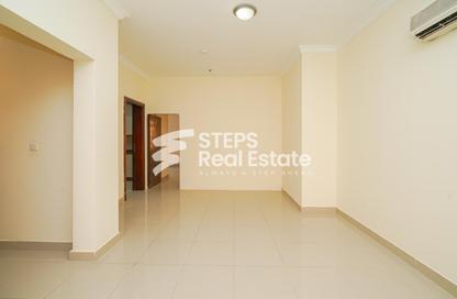 Villa - 4 Bedrooms - 4 Bathrooms for rent in Umm Salal Ali - Umm Salal Ali - Doha Villa - 4 Bedrooms - 4 Bathrooms for rent in Umm Salal Ali - Umm Salal Ali - Doha