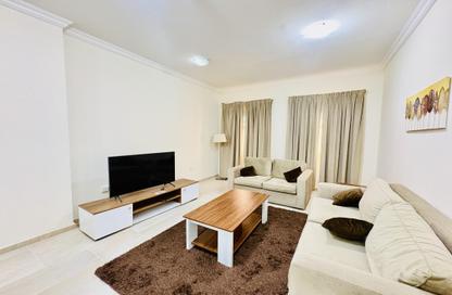 Apartment - 2 Bedrooms - 3 Bathrooms for rent in Al Nasr Street - Al Nasr - Doha