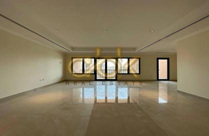 Apartment - 3 - 4 for sale in East Porto Drive - Porto Arabia - The Pearl Island - Doha