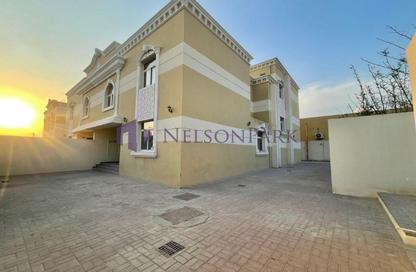 Villa - 7+ Bedrooms - 7+ Bathrooms for rent in Souk Al gharaffa - Al Gharrafa - Doha