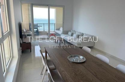 Apartment - 2 Bedrooms - 3 Bathrooms for sale in Viva West - Viva Bahriyah - The Pearl Island - Doha