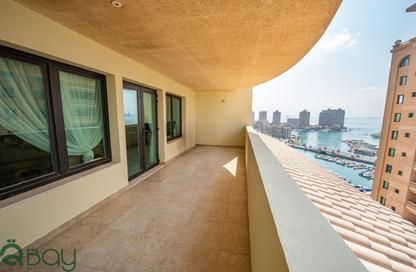 Apartment - 3 - 4 for sale in West Porto Drive - Porto Arabia - The Pearl Island - Doha