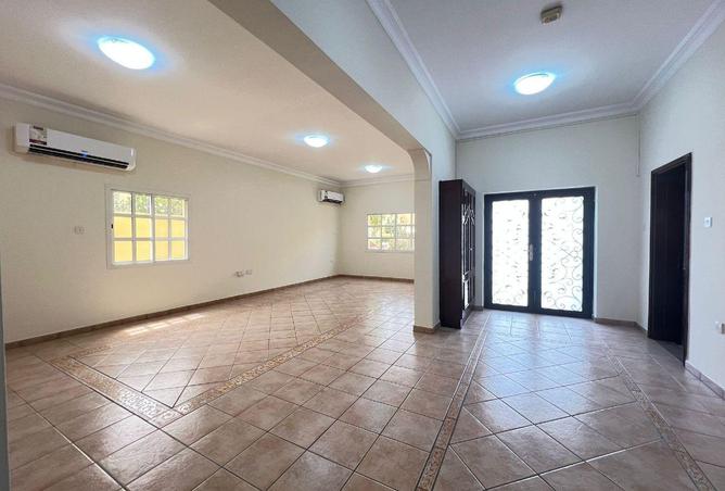 54540713 - صورة العقار 2