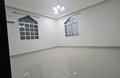 Apartment - Studio - 1 for rent in Onaiza Street - Diplomatic Area - Doha