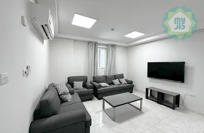 Apartment - 3 Bedrooms - 3 Bathrooms for rent in Old Airport Road - Old Airport Road - Doha