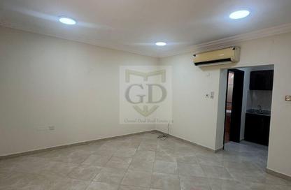 Apartment - Studio - 1 Bathroom for rent in Al Maamoura - Al Maamoura - Doha