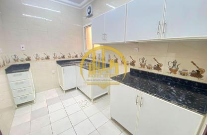 Apartment - 2 Bedrooms - 2 Bathrooms for rent in Bin Omran 46 - Fereej Bin Omran - Doha