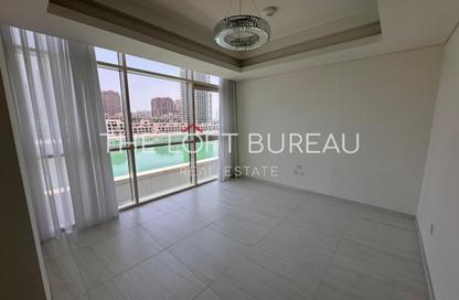 Apartment - 3 Bedrooms - 4 Bathrooms for rent in Crystal Residence - Gewan Island - The Pearl Island - Doha