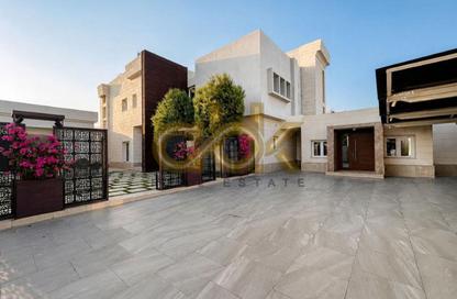Villa - 6 - 6 for sale in Al Dafna - Al Dafna - Doha