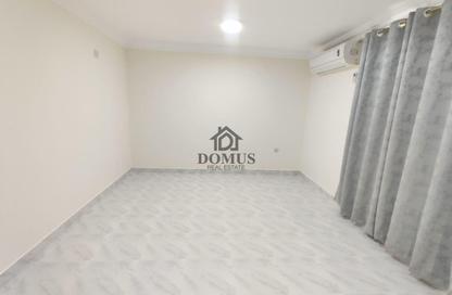 Apartment - 2 Bedrooms - 2 Bathrooms for rent in Anas Street - Fereej Bin Mahmoud North - Fereej Bin Mahmoud - Doha