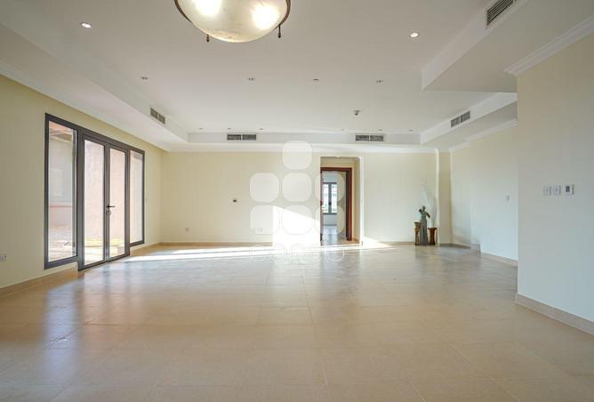 52180617 - Property Main Image