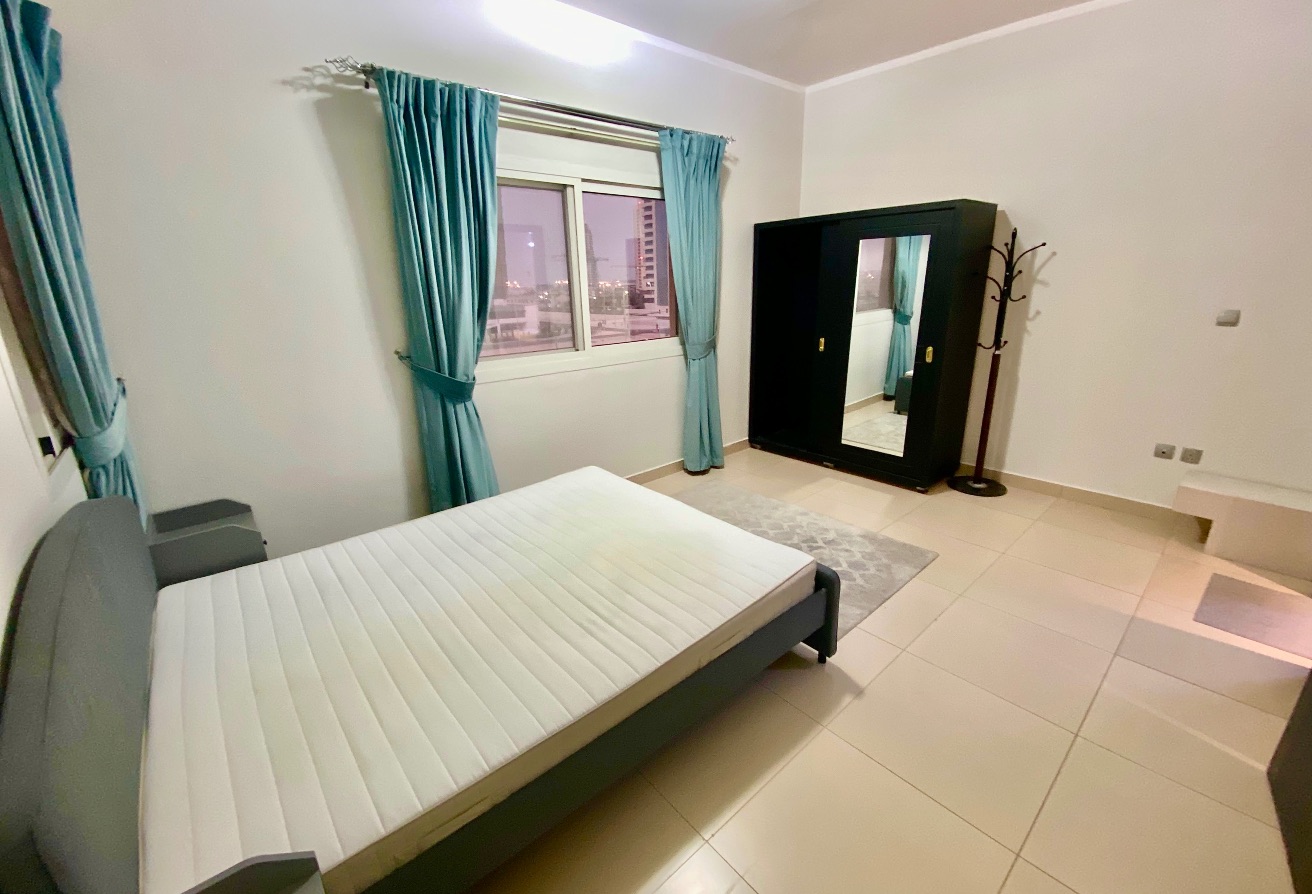 LUXURY Fully FURNISHED 2BHK | BALCONY | FOX HILLS thumbnail 5