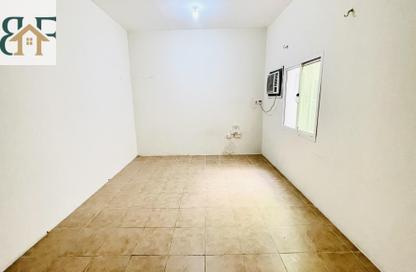Apartment - 3 Bedrooms - 2 Bathrooms for rent in Muntazah 70 - Al Muntazah - Doha Apartment - 3 Bedrooms - 2 Bathrooms for rent in Muntazah 70 - Al Muntazah - Doha