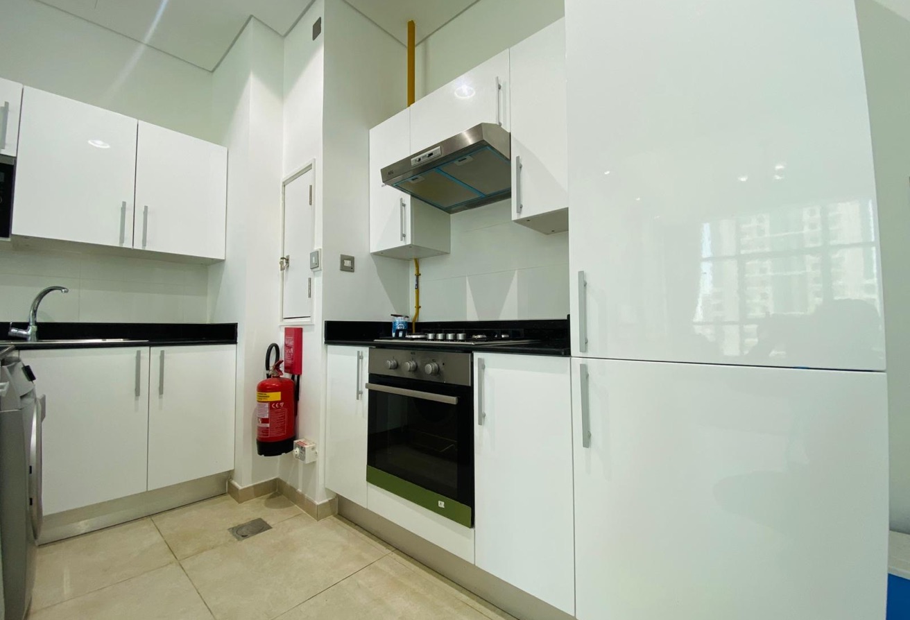 BEAUTIFUL 2 BEDROOM APARTMENT INCLUDING BILLS thumbnail 6
