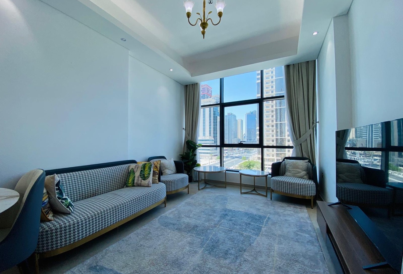 BEAUTIFUL 2 BEDROOM APARTMENT INCLUDING BILLS thumbnail 2