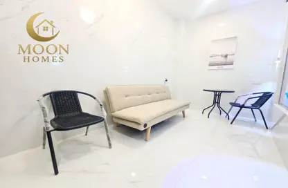 Apartment - Studio - 1 Bathroom for rent in Umm Ghwailina Comm - Umm Ghuwalina - Umm Ghuwailina - Doha